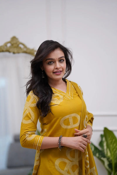 Kurti With Pant & Dupatta